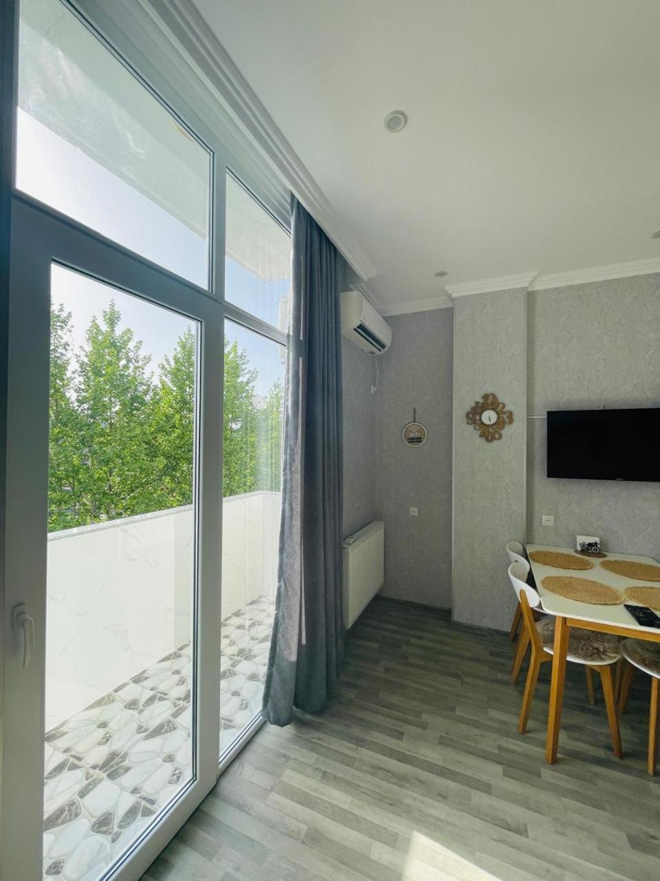 Kate'S New Cozy Apartment Kutaisi Exterior photo